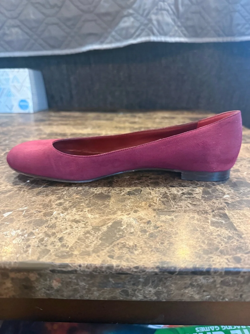 Manolo Blahnik. Burgundy Suede Tere Round-Toe Skimmer Ballet Flat. 37.5. - Picture 4 of 13